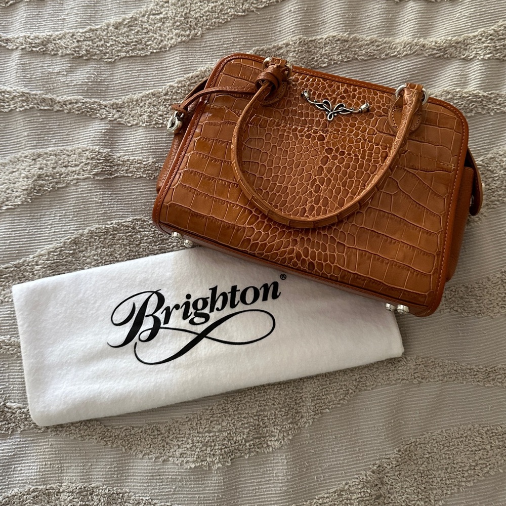 Brighton Leather Handbag, NWOT, Gorgeous Older Design, Smoke Free Home, Dust Bag